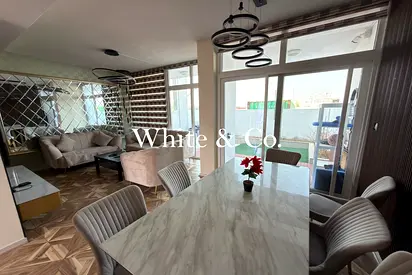 Upgraded | Fully furnished |Stunning 3Bed