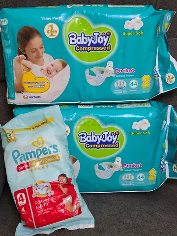 Baby Joy 2 with FREE Pampers