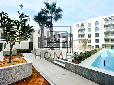 No Comms | Luxury Spacious Smart 1BR