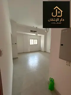 Golden opportunity for rent: 1 Bedroom & Hall apartment in Al Boutina area. First tenant. Central AC