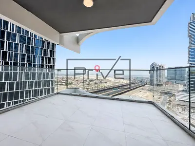 Prime Location | Burj View| Genuine Resale