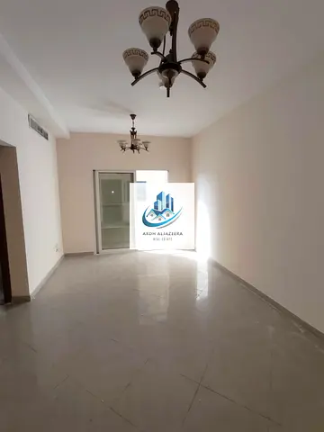 Spacious 1bhk two bathroom and balcony and parking free available at dubai border!
