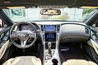 2018 Infiniti Q60 照片 9