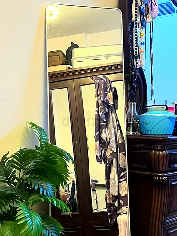 Decorating items