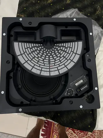 Brand New Bose Professional EdgeMax EM180