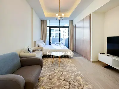 Furnished Studio / Bright unit / Great City Views