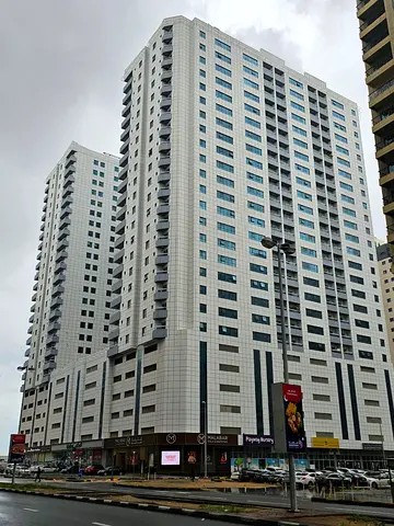 2BHK Chiller free located in Nahda DXB - SHJ Border