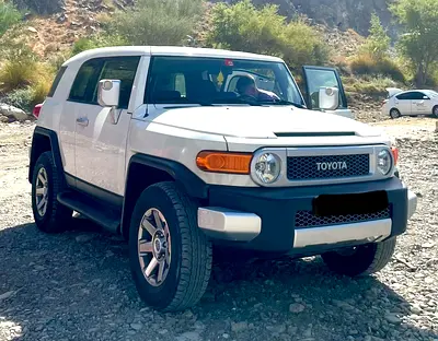 x5 OEM Wheels + Tyres Toyota FJ Cruiser 2022