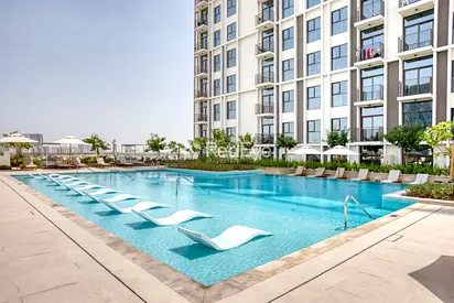 Chiller Free I Vacant I Spacious Layout