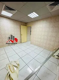 FULLY FITTED AC FREE OFFICE FOR RENT WITH2 PARKING
