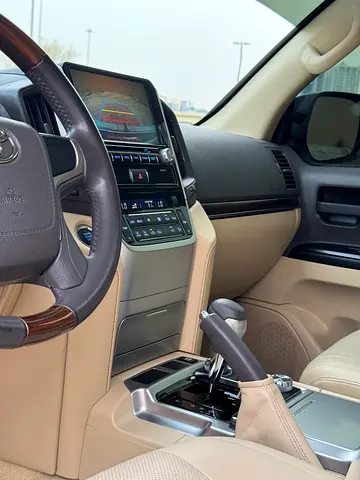 2017 Toyota LAND CRUISER 照片 17