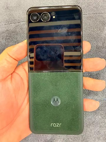 Motorola razr ultra 2025