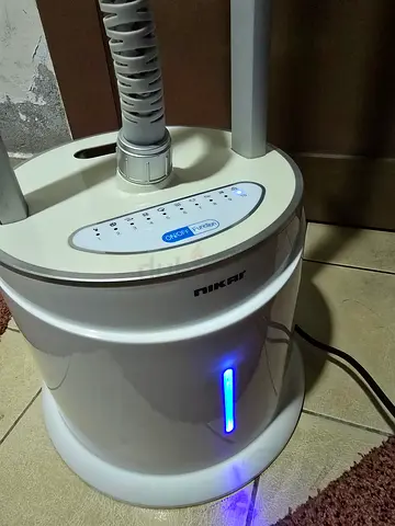 Nikai Vertical Garment Steamer - Lightly Used