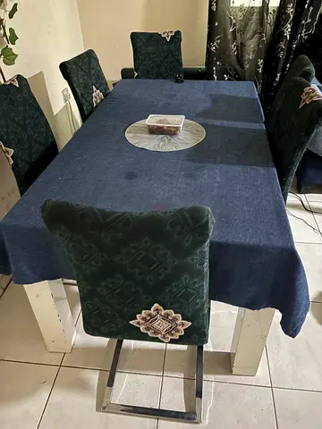 Dining table with 6 upholstered chairs - dark blue