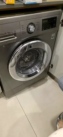 LG 8kg washer/dryer Front load washing machine - good working condition