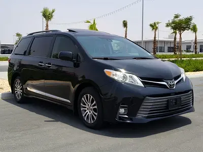 2020 Toyota SIENNA — фото 3