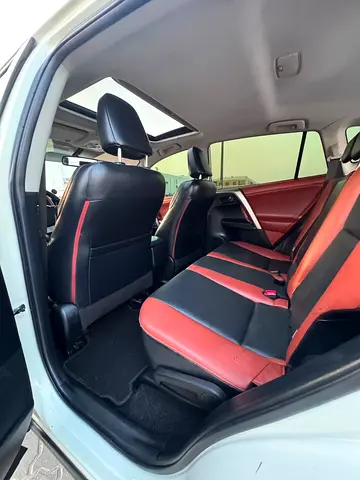 2013 Toyota RAV 4 — фото 12