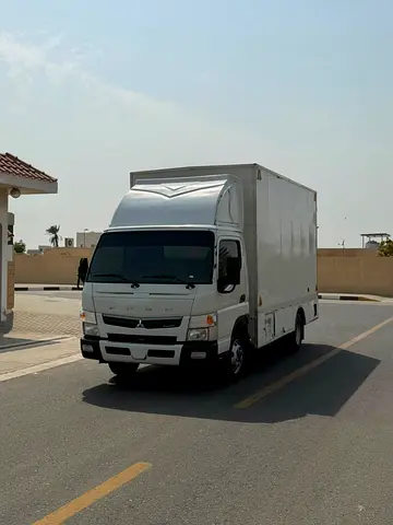 2024 Mitsubishi Canter Standard GCC Specs - Brand New