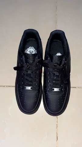 Nike Air Force’s shoes