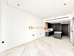 2Br+Store | Pool View | Ready to Move