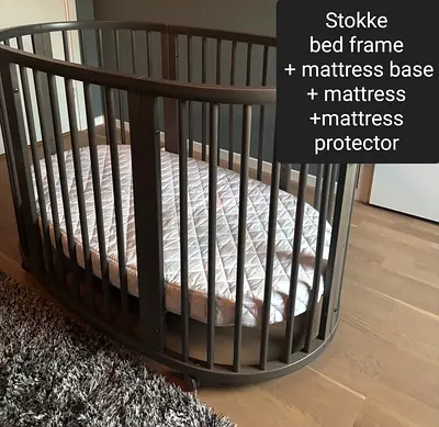 Stokke Sleepi Crib with Mattress