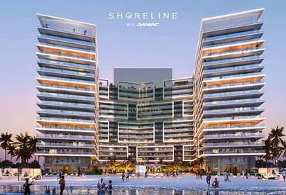 Beachfront | High‑Floor Studio