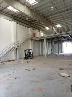 8,000 sqft Warehouse | 5,300 Ground + 2,700 Mezzanine | 40 kW Power | Offices + Bathrooms + Kitchen 