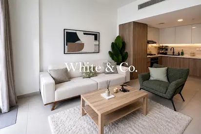 DIRECT ACCESS TO POOL & GYM | MODERN