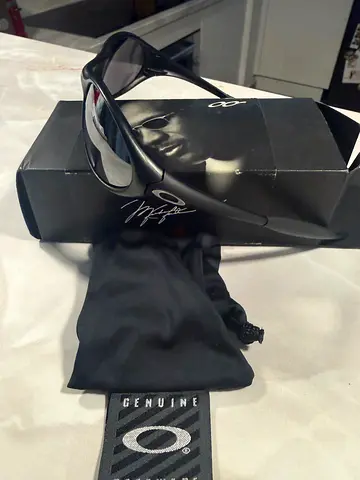 Oakley Sunglasses - Black - Original