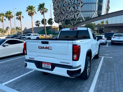 2024 GMC SIERRA — фото 11
