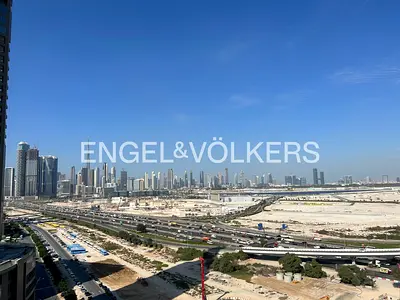 EXCLUSIVE | Spacious | Ready To Move in