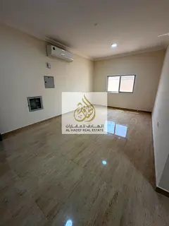 🌟 Excellent opportunity for families in Al Mowaihat 3. A second-tenant apartment with a comfortab