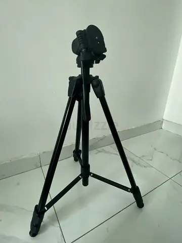Power TR395 Lightweight Aluminum Camera Tripod with Bag