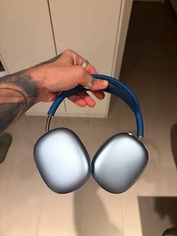 AirPods Max. 1st gen. Broken