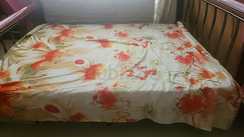 Bad and matress urgent sale aed 150