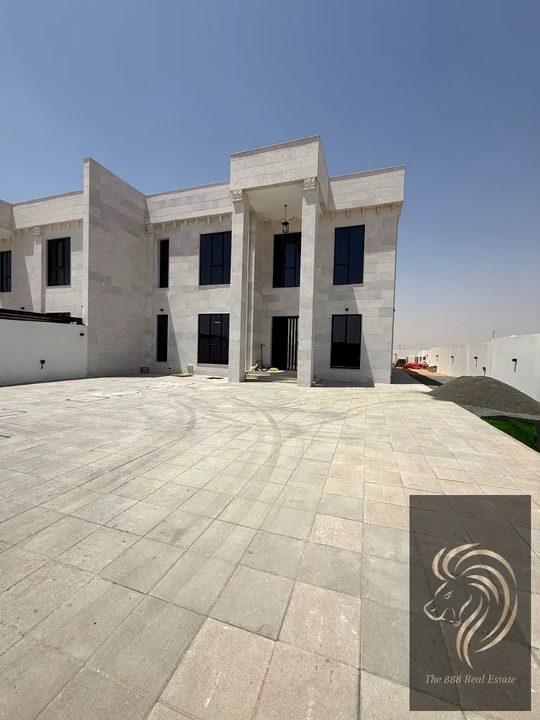 5 BEDROOM LUXURY VILLA FOR RENT IN AL TAI SHARJAH