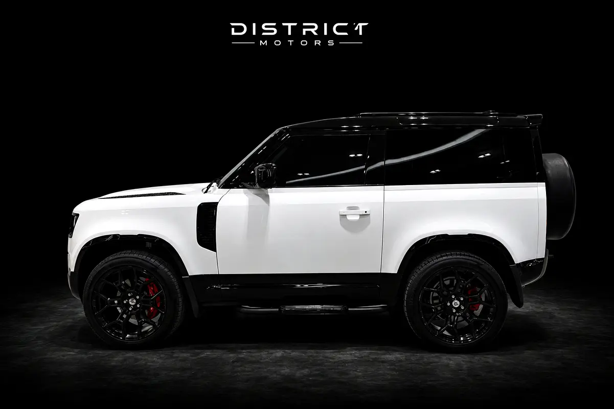 Land Rover Defender 2023