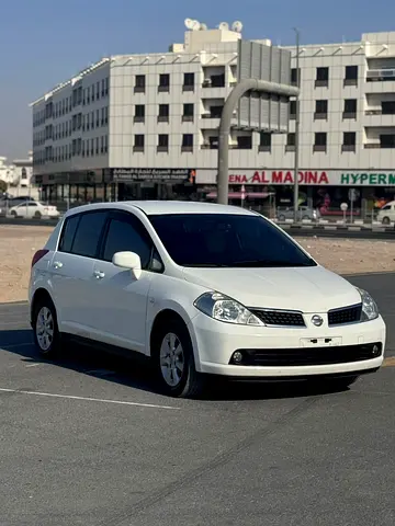 2012 Nissan TIIDA — фото 4