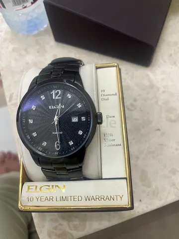 Elgin men's black stainless steel watch with diamond markers - working condition