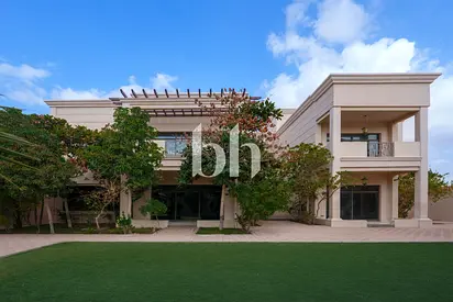 Elegant Family Villa | High Quality Finishes
