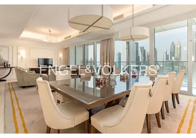 Luxurious | Panoramic Skyline Views | Penthouse