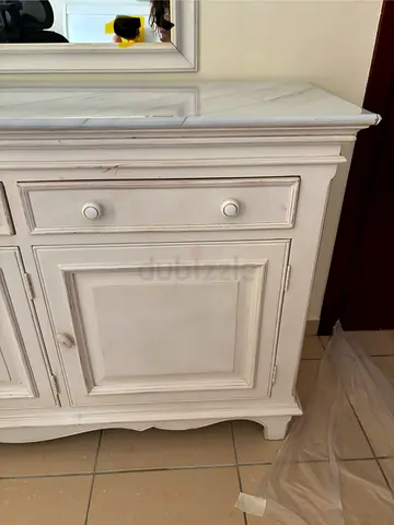 White Vintage-Style Sideboard / Console Cabinet with Marble Top( sticker ) 190 * 45 cm