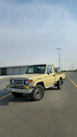 Toyota Land Cruiser 70 Series LC 79 Base 2000 GCC Specs