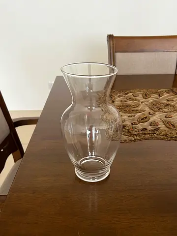 Clear Glass Flower Vase