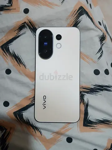 Vivo x200 FE