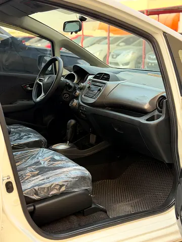 صورة 12 لـ 2010 Honda FIT