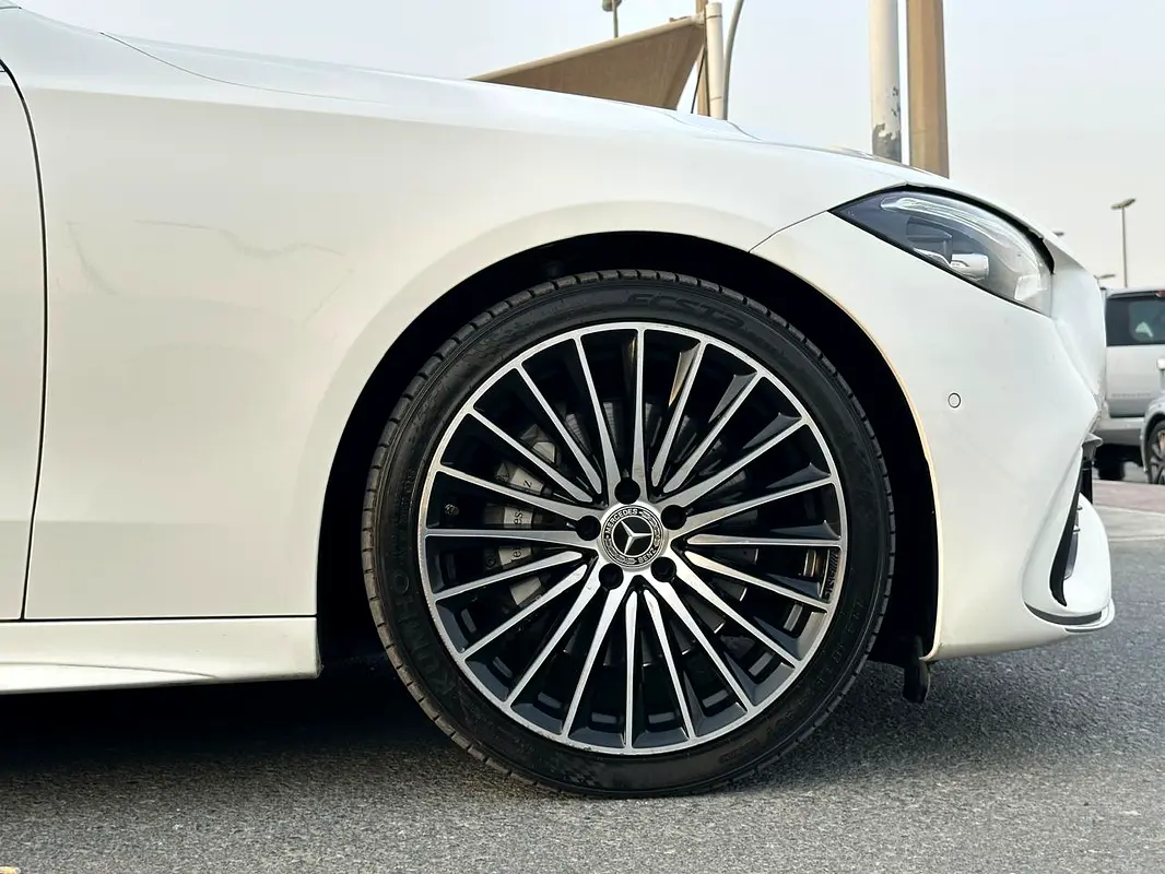 Mercedes-Benz C-Class 2023