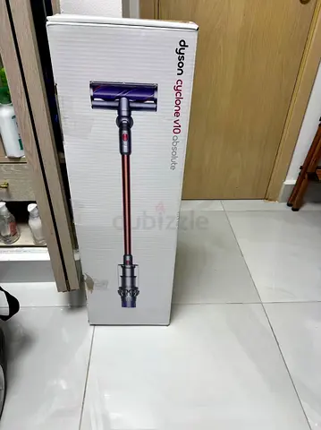 Dyson Cyclone V10 Absolute - Cordless Stick Vacuum (Boxed) Brand new!