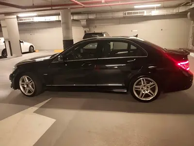 Mercedes-Benz C200 – 2012 | GCC Specs | Black