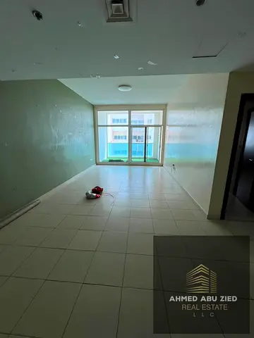 A golden opportunity: the most luxurious and spacious 3-bedroom apartment (plus living room) availa